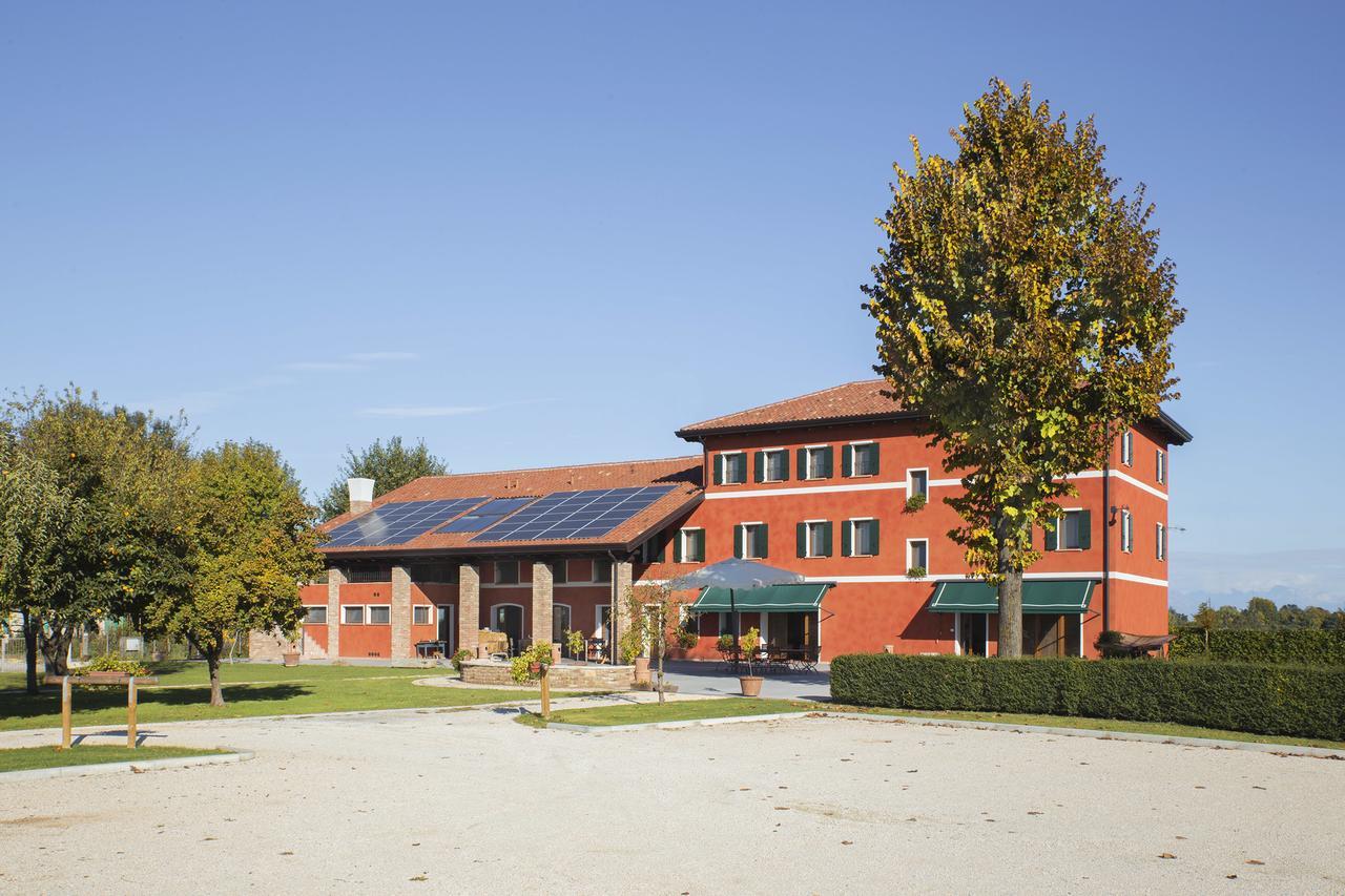 Ca' Ciaran Bed & Breakfast Chiarano Bagian luar foto