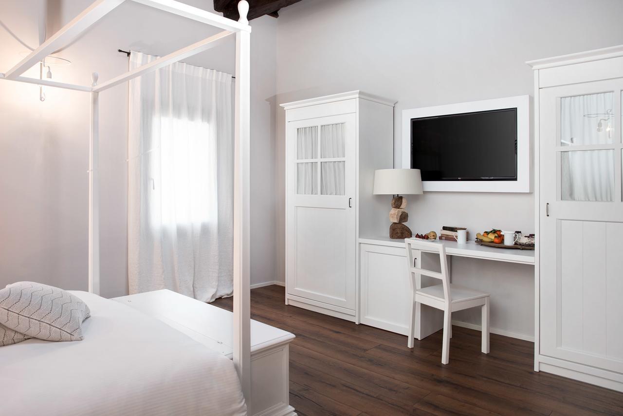 Ca' Ciaran Bed & Breakfast Chiarano Bagian luar foto